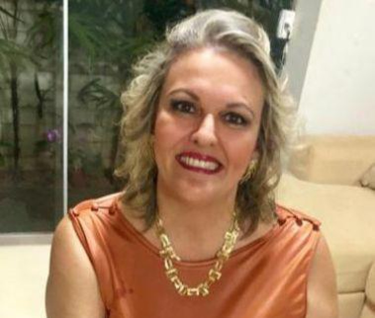 PROFESSORA É PRÉ-CANDIDATA A PREFEITA