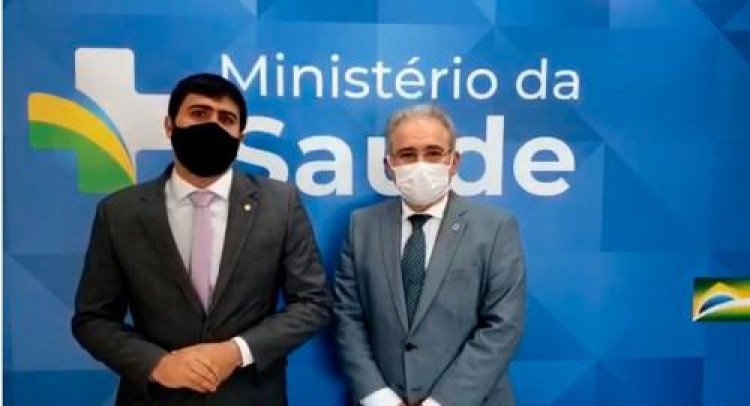 Ministro da Saúde confirma a destinação de doses extras de vacinas para Cuiabá