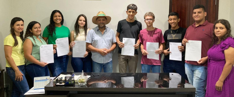 PRIMEIRO EMPREGO: Prefeitura de Reserva do Cabaçal assina contrato com Jovens Aprendiz